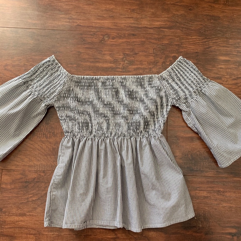 Hollister Top